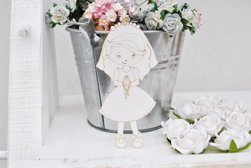 Tekturka Pierwsza Komunia - Dziewczynka stojąca mniejsza