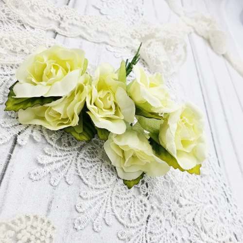 scrapbooking-Roze-materialowe-shabby-6-sztuk-zolte-z-zielonymi-listkami