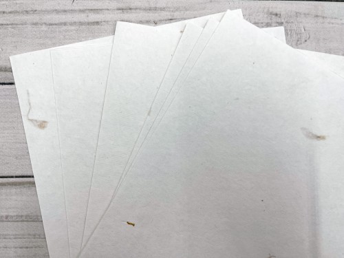 Papier czerpany biały A4 ze słonecznikiem, 150 gsm, 10 arkuszy