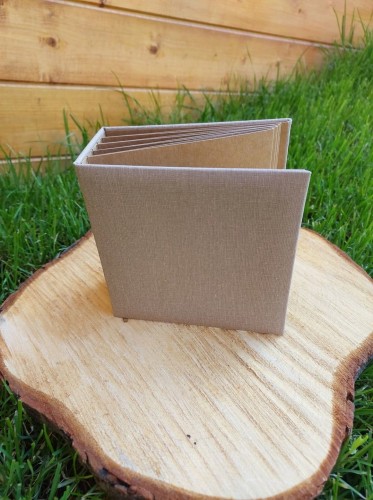 album do zdjec handmade 11,5x11,5cm bazylatko.jpg