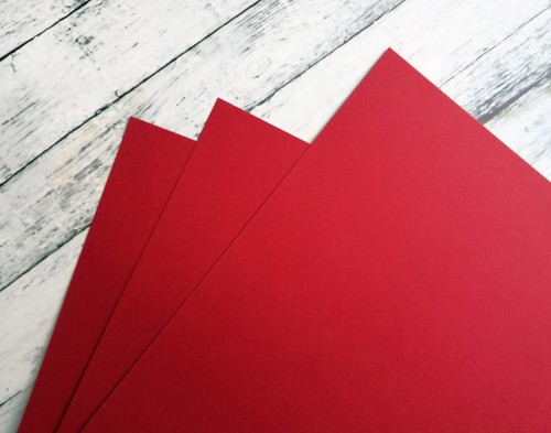 Karton barwiony w masie