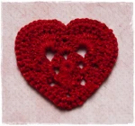 Szydełkowe serduszko czerwone