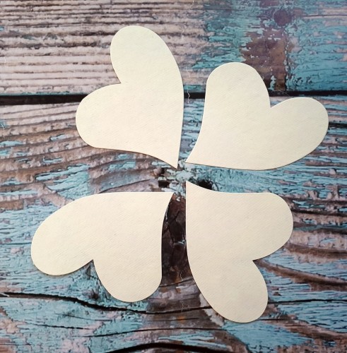 Papier-czerpany-serduszka-scrapki-ecru