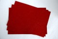 Papier-czerpany-tloczony-czerwony